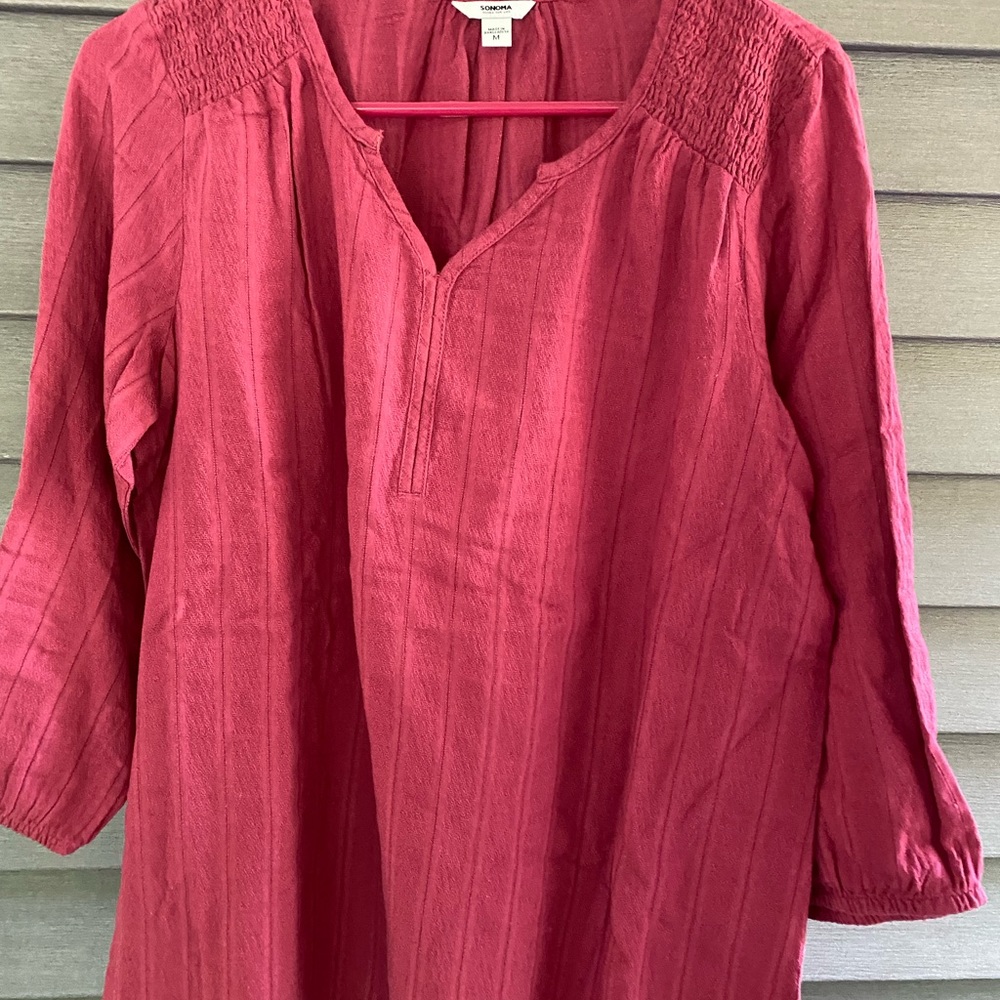 Women’s size medium top